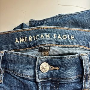 American eagle 90s skinny jean. Mid rise
